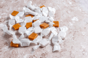 Por Que as Balas Personalizadas São o Segredo Barato para Fazer seu Evento Viralizar?